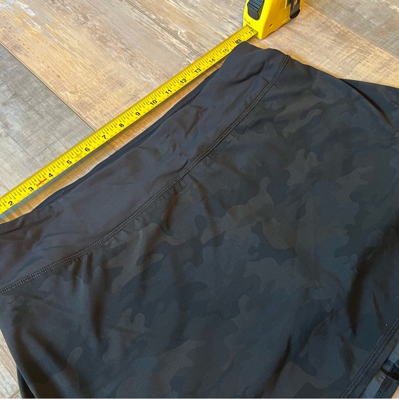 Lululemon pace setter skirt - Picture 2 of 12